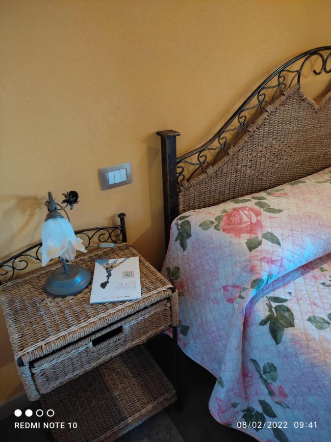 Room & Relax Eleinad Cabras Exterior foto